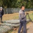 В бавлинском селе сообща устанавливают новое ограждение кладбища - Бавлинский муниципальный район