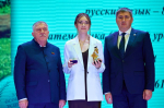 Лучшим бавлинским выпускникам вручили медали "За особые успехи в учении"