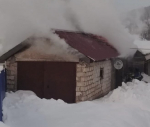 В Бавлах загорелась хозпостройка